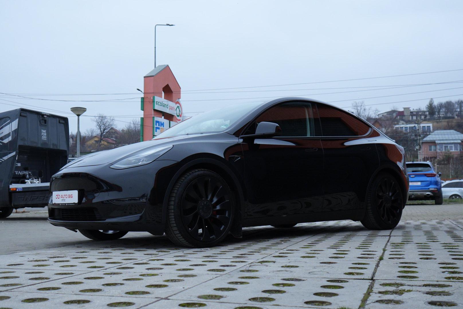 Tesla Model Y Performance Dual AWD — Auto Big