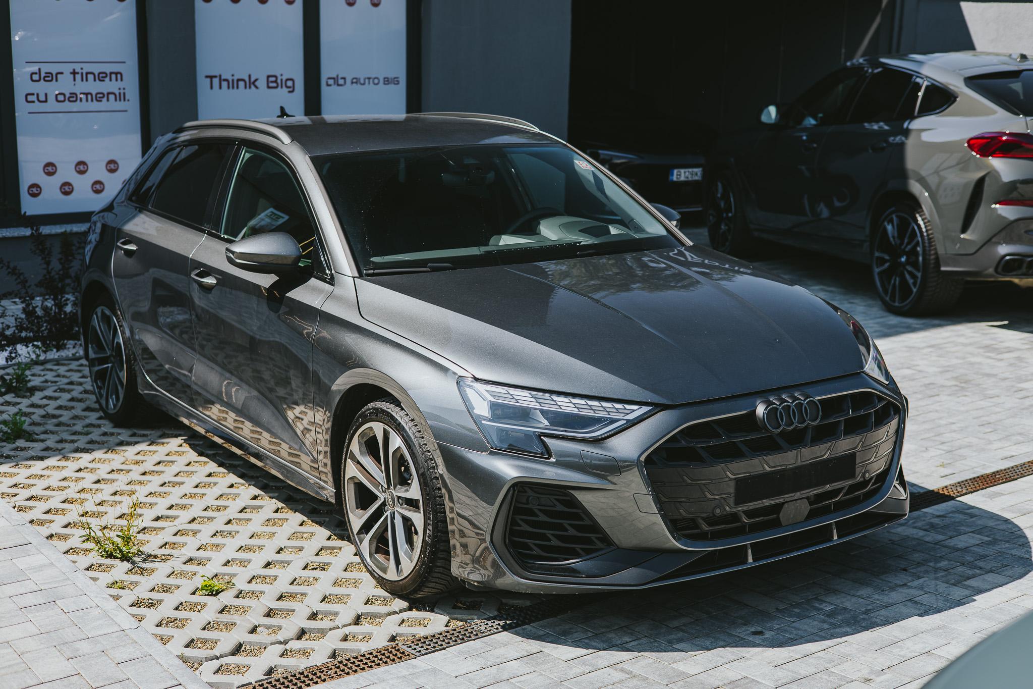 Audi S3 Sportback Quattro 2024 - 333 CP, Benzină