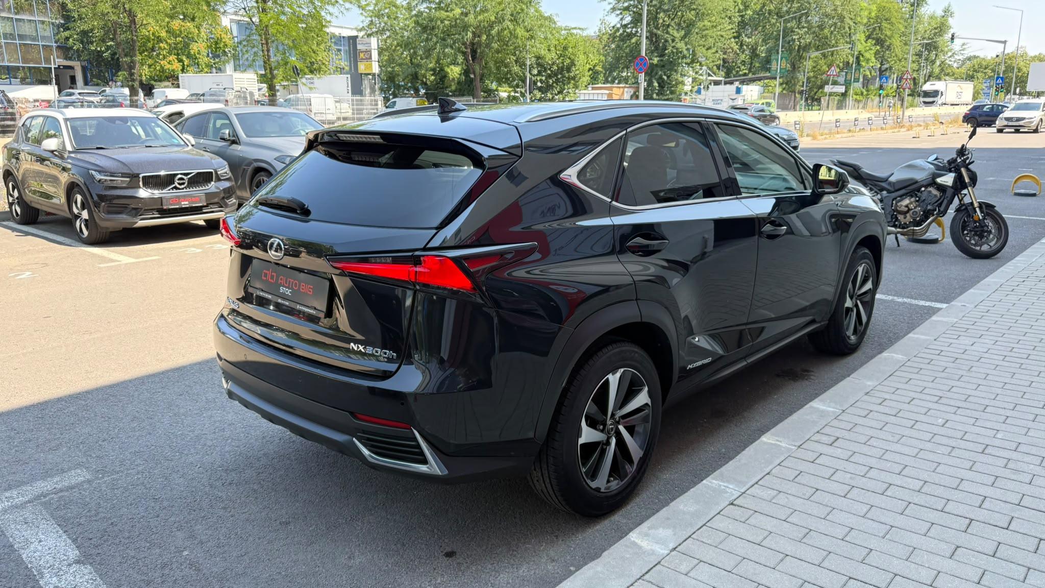 Lexus NX 300h 2020 - 197 CP, Benzină